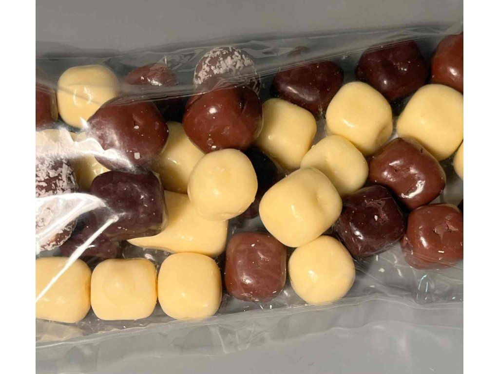 Kokosové kostky mix 100 g