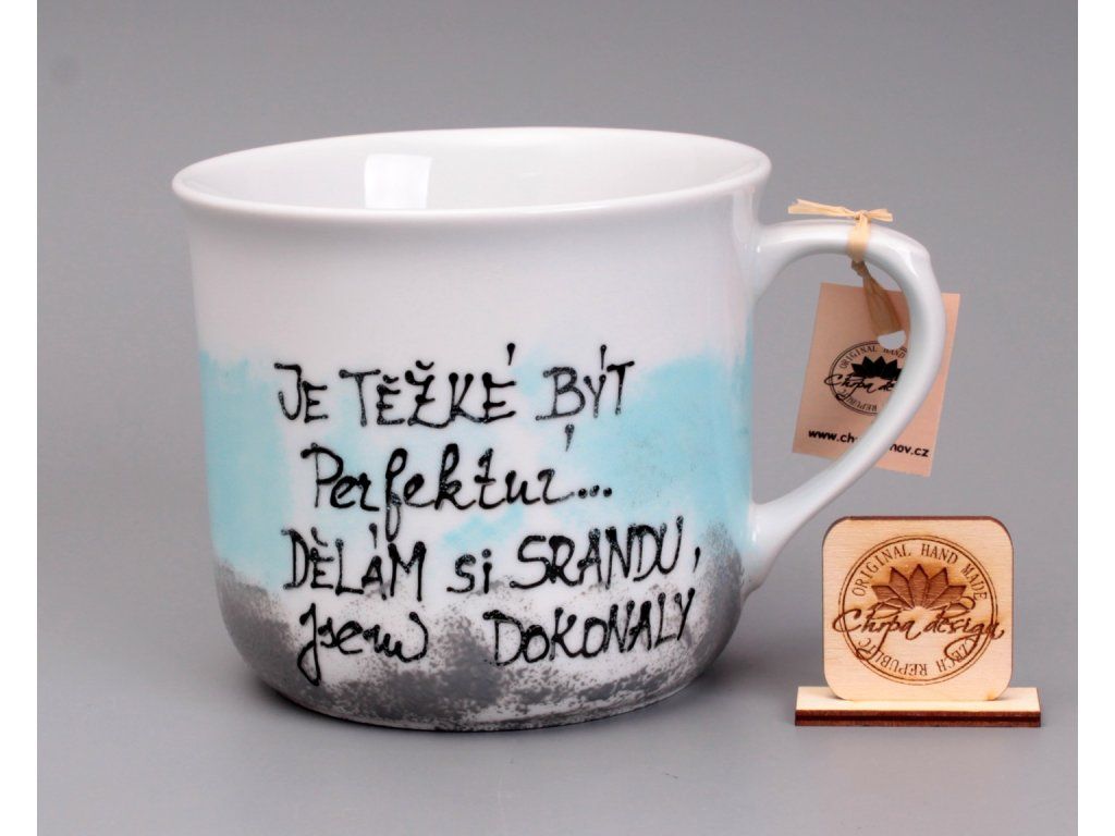 Porcelánový hrnek 0,6 l Jsem dokonalý